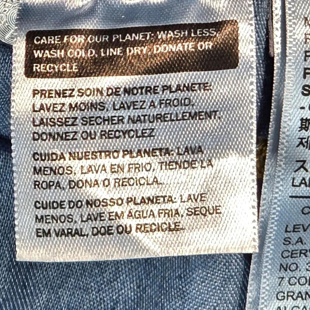 Levis Classic Bootcut Jean Womens 6 Medium W28 L32 Dark Wash Stellar Stretch NEW - Picture 12 of 16